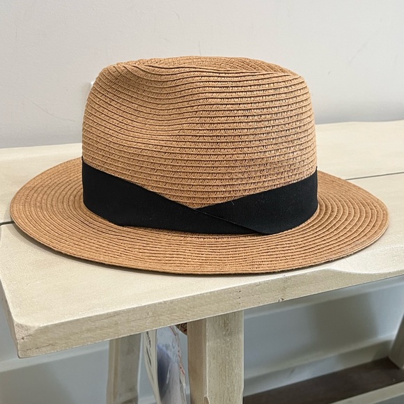 Hat - Picture 2 of 5